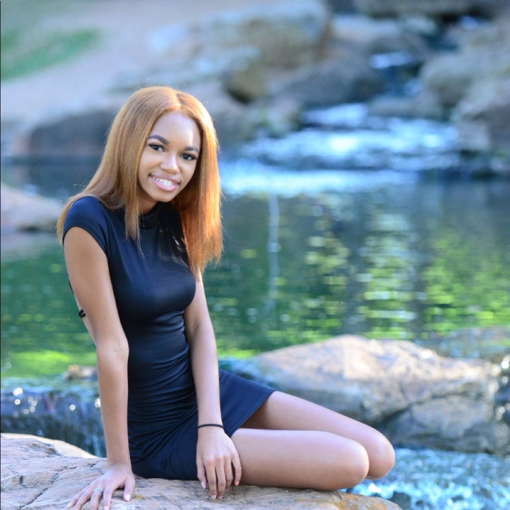 Meet your Posher, Ariel